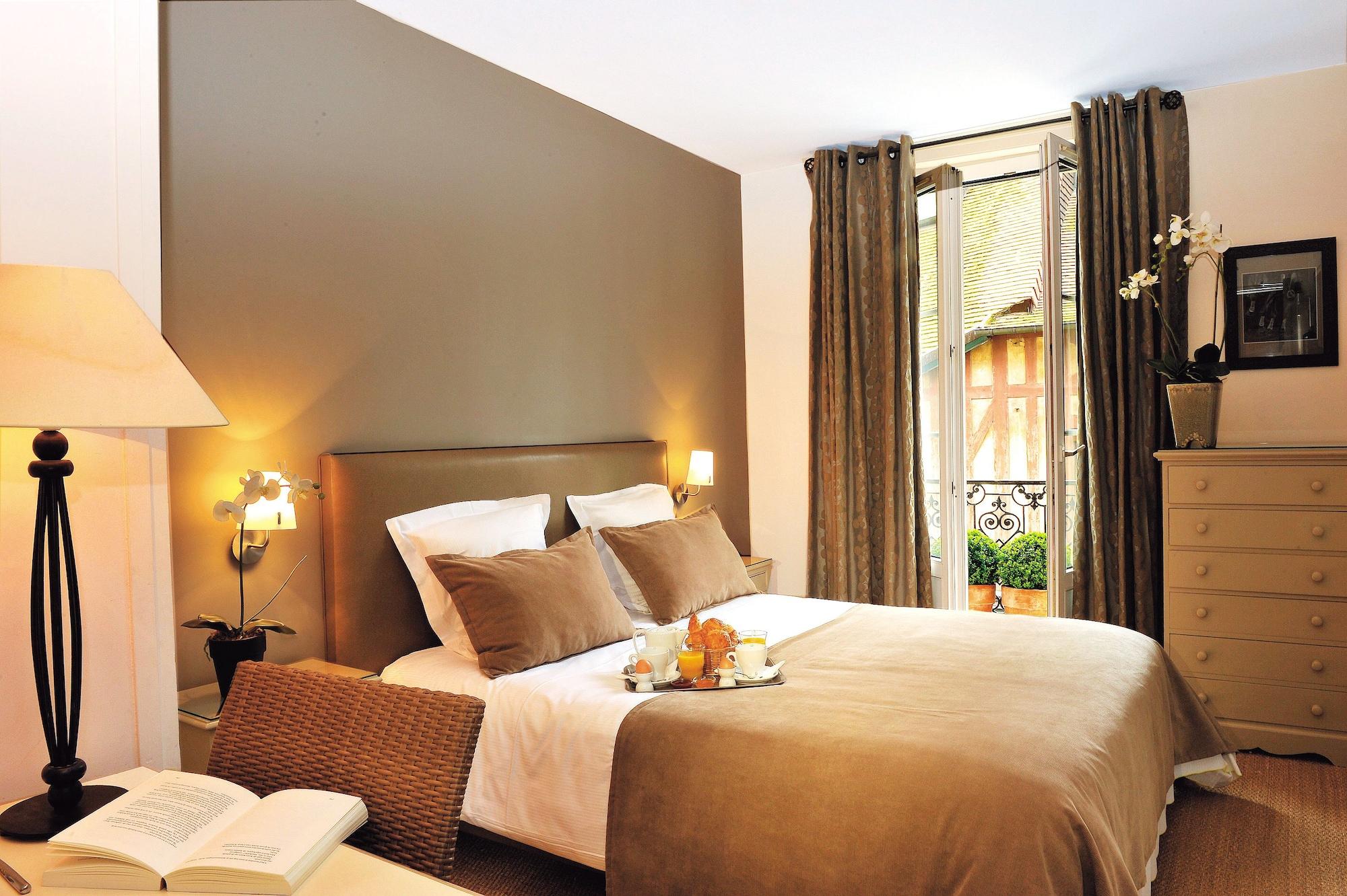 Hotel Le Fer A Cheval Trouville-sur-Mer Exterior photo