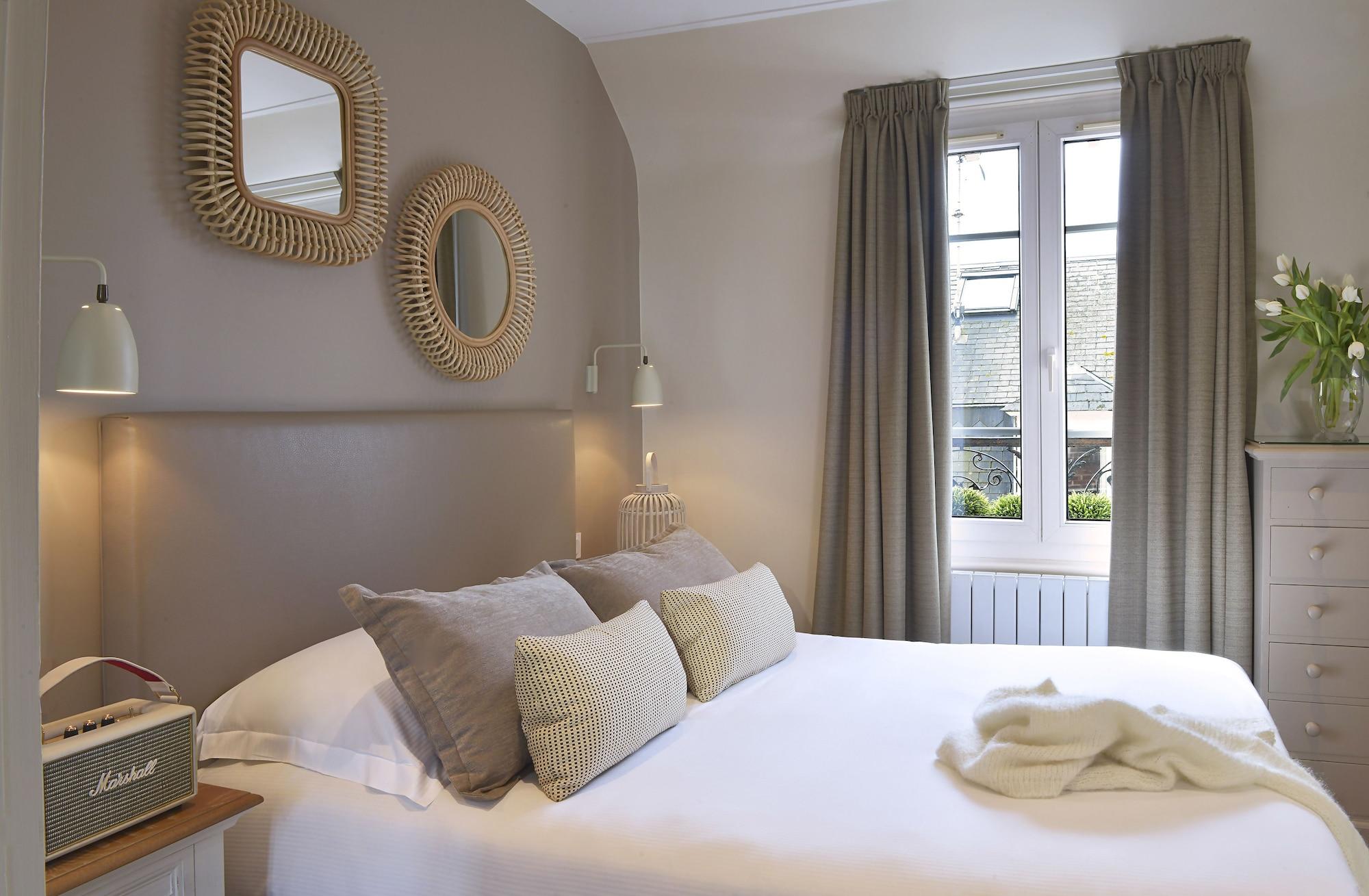 Hotel Le Fer A Cheval Trouville-sur-Mer Exterior photo